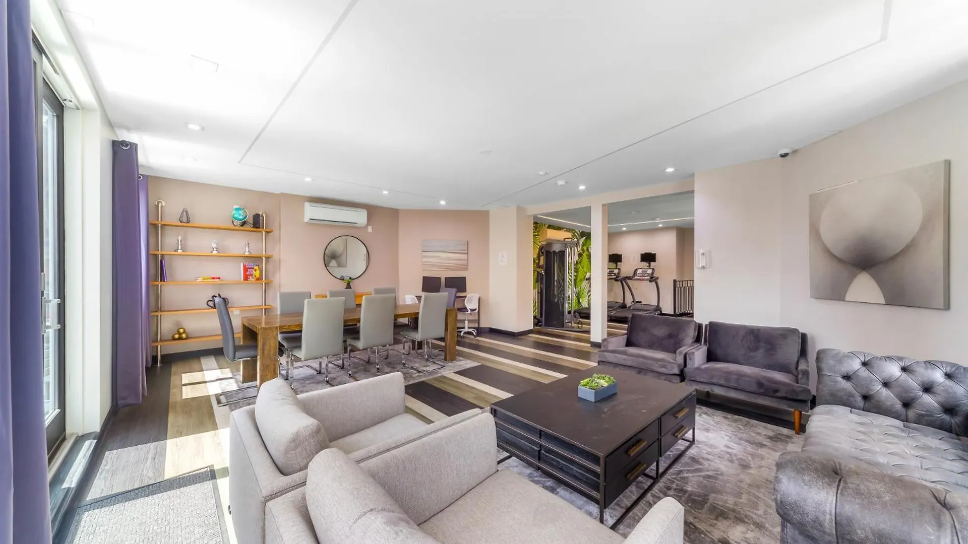 Paradise Suites 纽约 0*,  美国